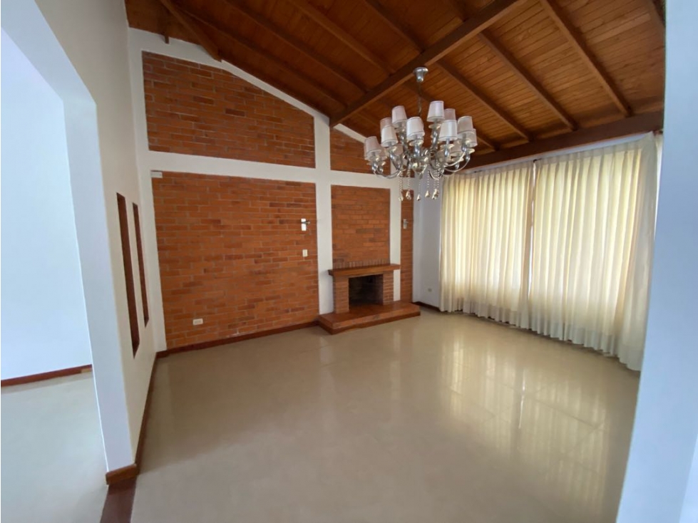 Se vende casa en Av. Centenario, Armenia — foto 2
