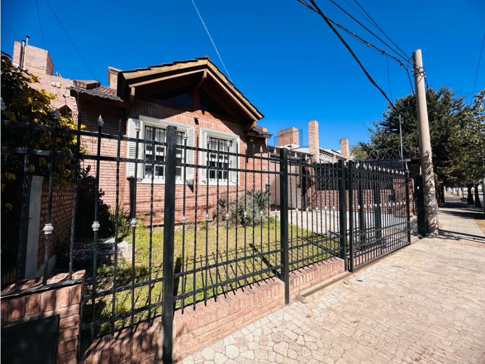 Se vende hermosa casa en B* Parque Chacabuco — foto 2