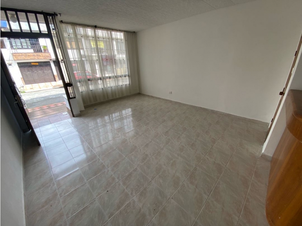 Se vende casa en barrio Alcázar, Armenia — foto 4