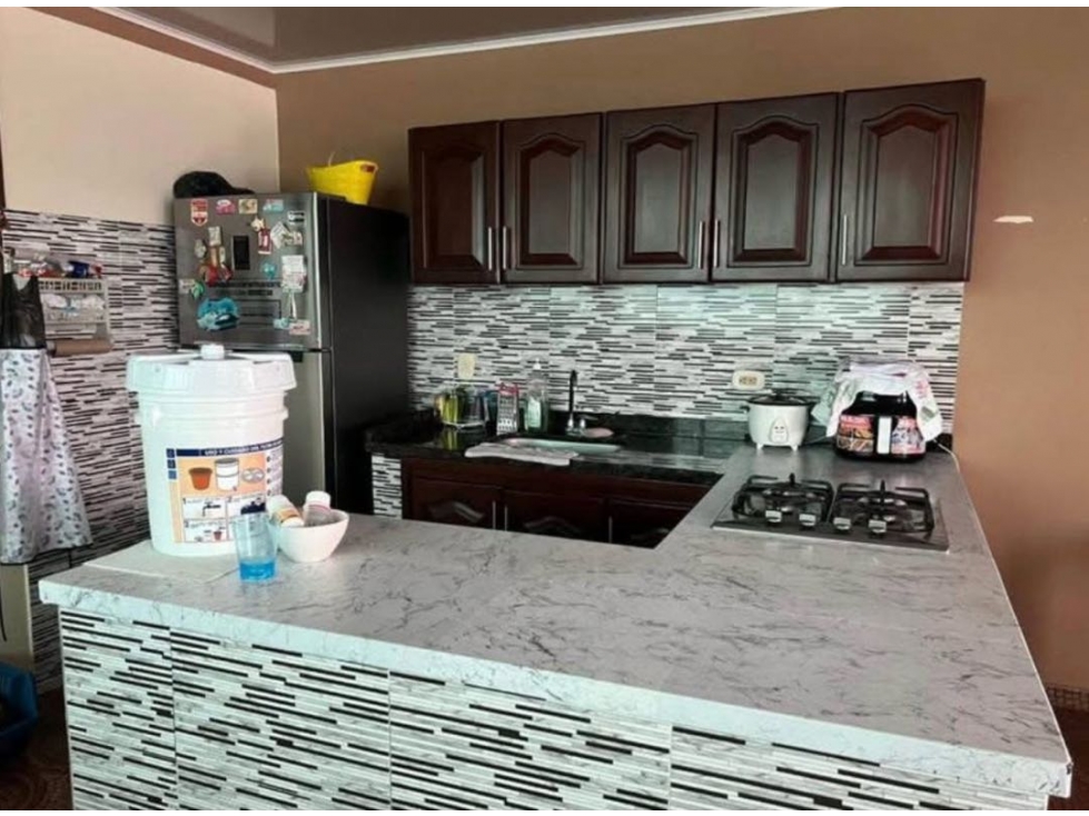 Se vende Casa en Barrio Macunaima Vizcaya / Villavicencio — foto 2