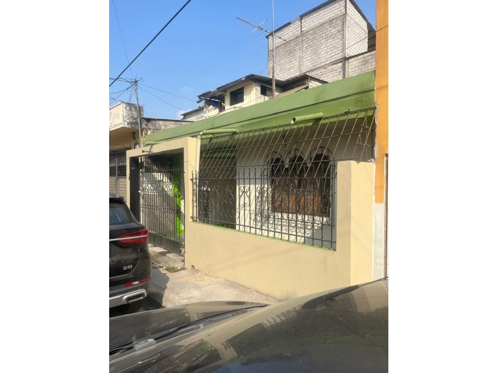 C.A# 006 Se vende Casa en Bastión Popular Bloque6