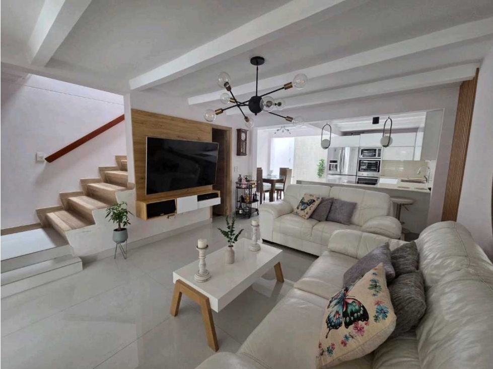 SE VENDE CASA EN BELÉN