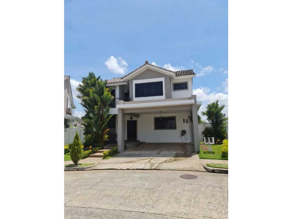 Se Vende Casa en Paseo del Norte