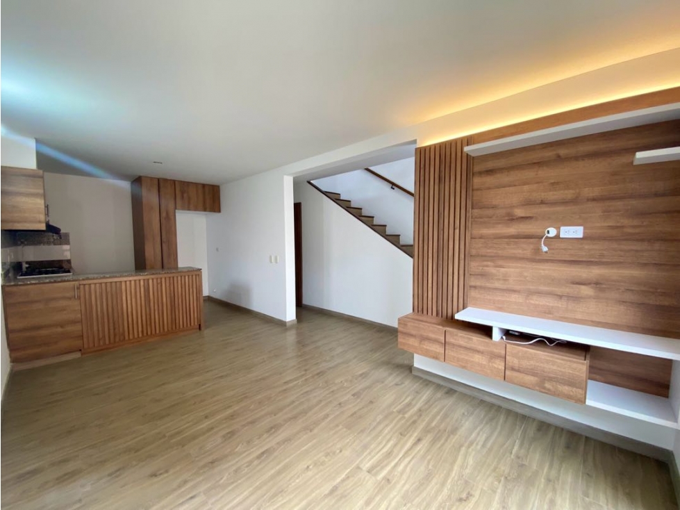 SE VENDE CASA EN CAJICA