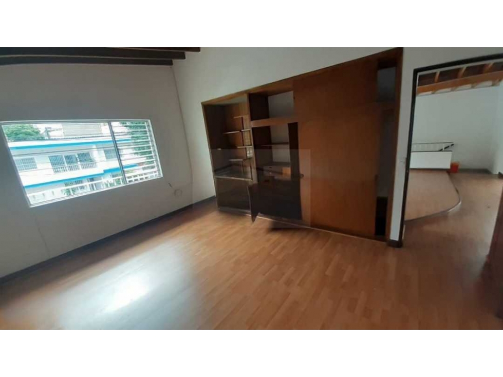 SE VENDE CASA EN CALASANZ PARTE BAJA — foto 2