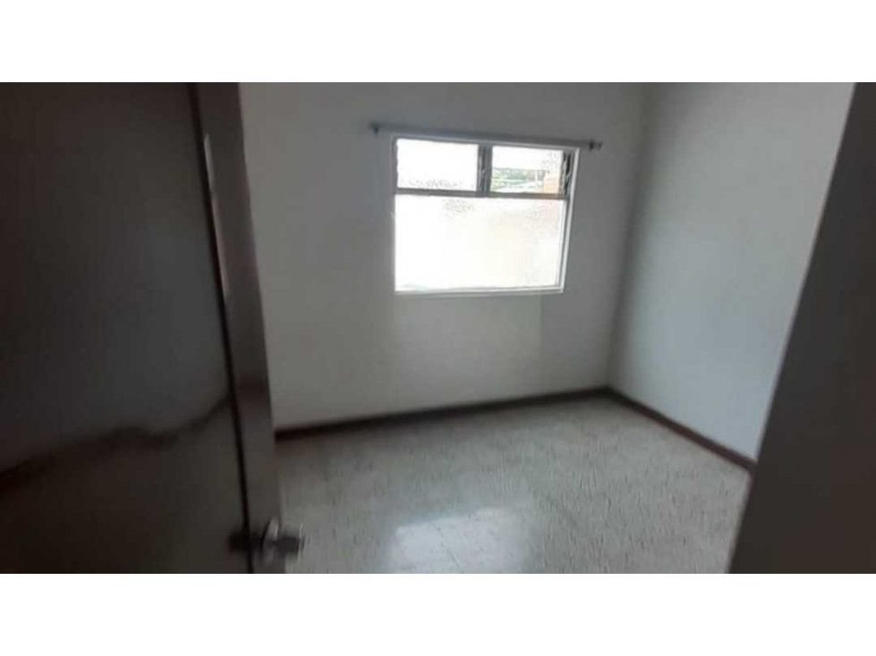 SE VENDE CASA EN CALASANZ PARTE BAJA — foto 6