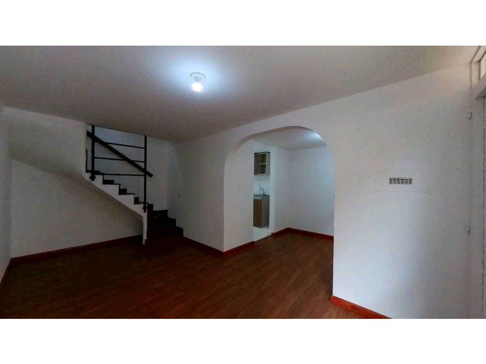 SE VENDE CASA EN CAMPIÑA DE FUNZA, (CUND) - 2