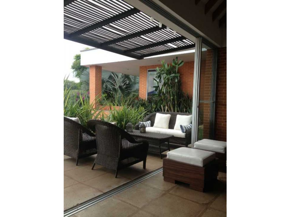 Se RENTA casa en cerritos 1680 metros el lote (D) - 3