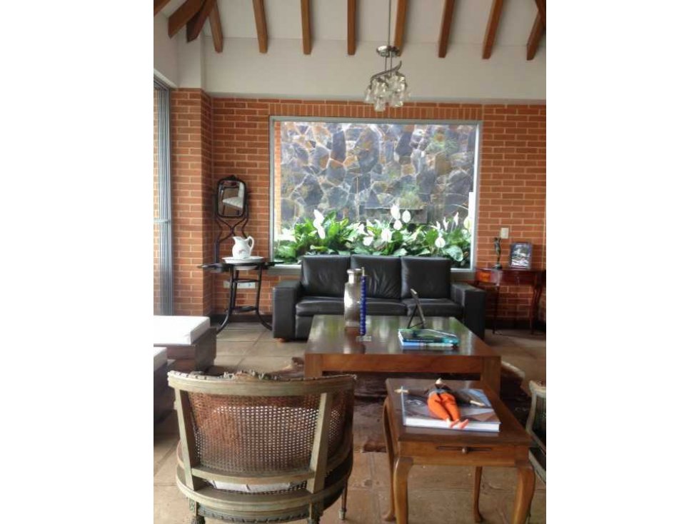 Se RENTA casa en cerritos 1680 metros el lote (D) - 6
