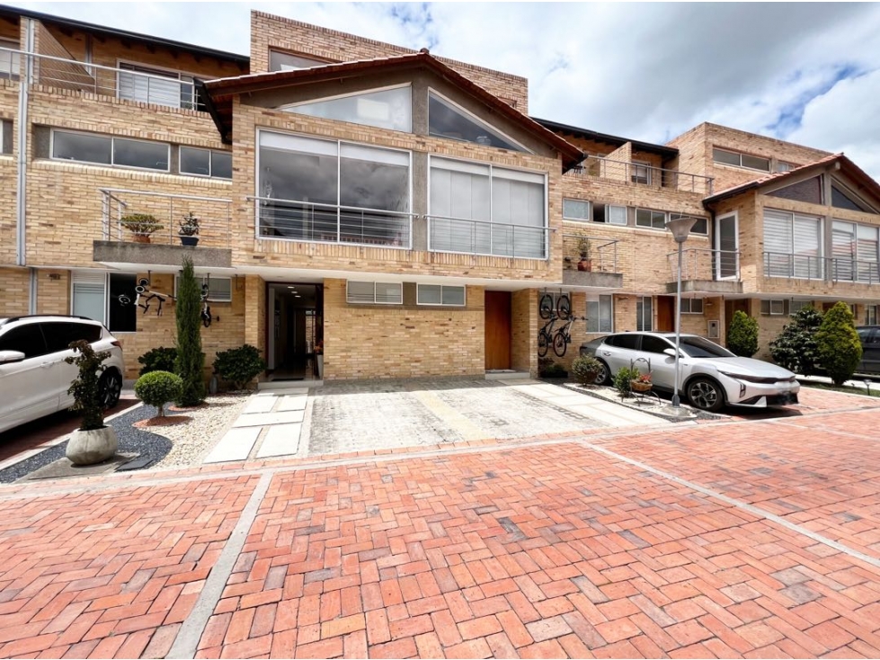 SE VENDE CASA EN CHÍA SECTOR DELICIAS NORTE - 1