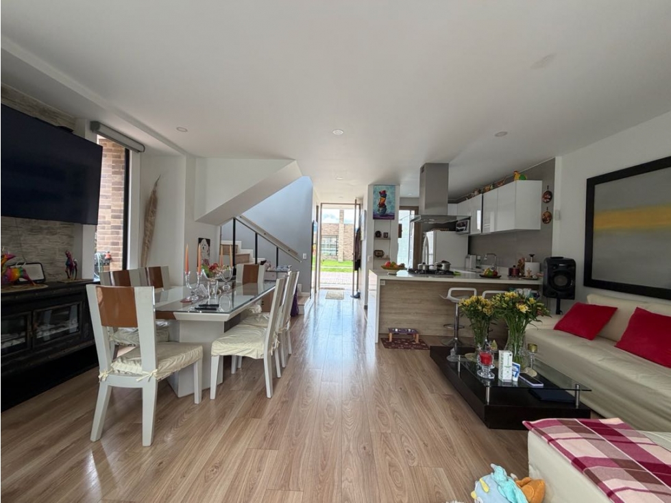 SE VENDE CASA EN CHÍA VEREDA FONQUETÁ — foto 2