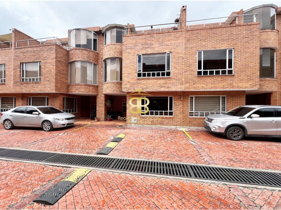 SE VENDE CASA EN CHIA