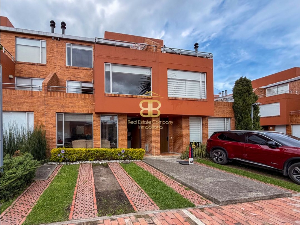 SE VENDE CASA EN CHIA