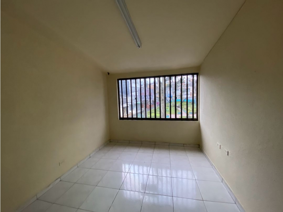 VENTA CASA CHIPRE MANIZALES BARATA | CASA GRANDE EN VENTA — foto 4