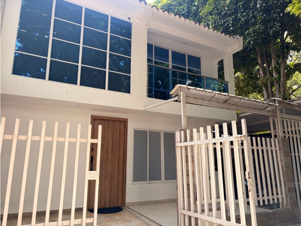 Se vende casa en ciudad 2000 BL