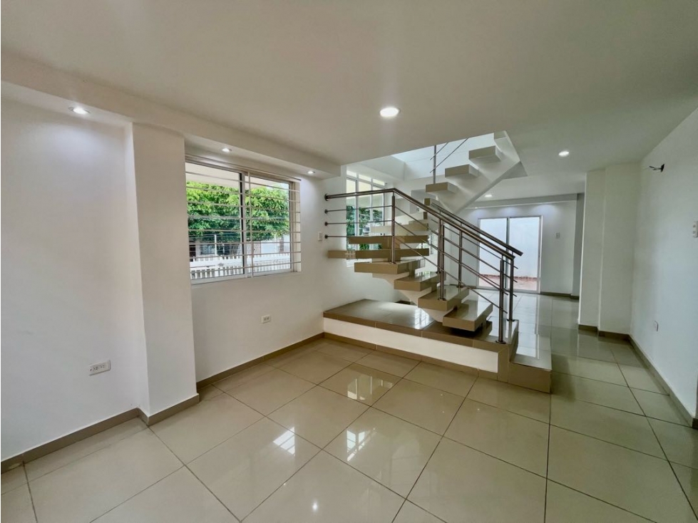 SE VENDE CASA EN CIUDAD JARDIN