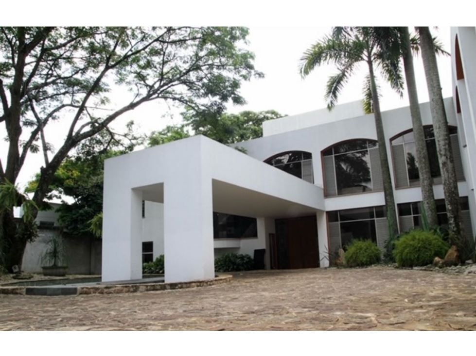 SE VENDE CASA EN CIUDAD JARDÍN CV