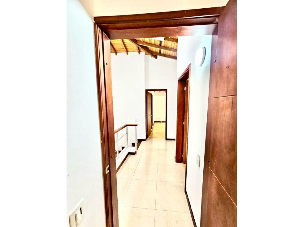 Se vende casa en coinca conj. Cerrado , Armenia Quindío. - 2