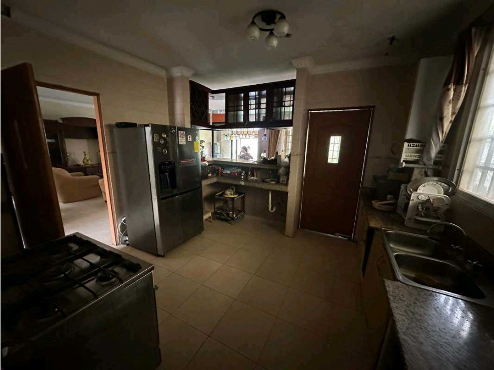 SE VENDE CASA EN CONDADO DEL REY 325M2 - 2