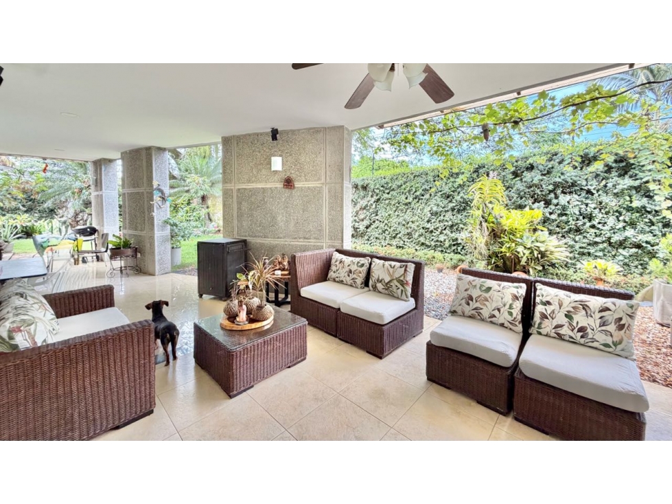 VENDO CASA EN CONDOMINIO EN PANCE, SUR DE CALI