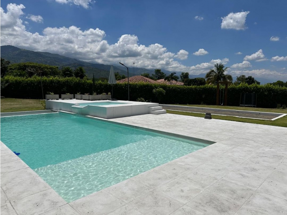SE VENDE CASA EN CONDOMINIO GINEBRA VALLE LMT CW9588181 - 1