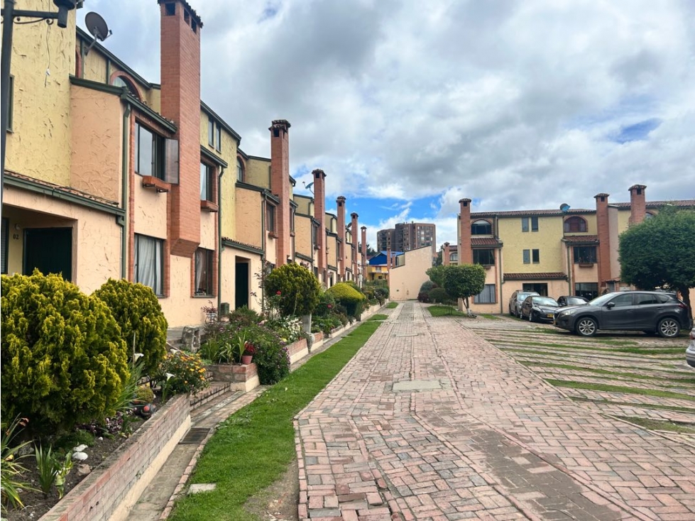 Se Vende casa en condominio La Calera — foto 2
