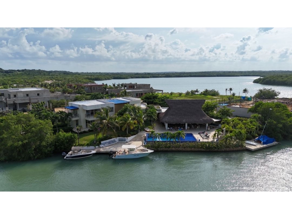 SE VENDE CASA EN CONDOMINIO MARINA DE BARU - 4