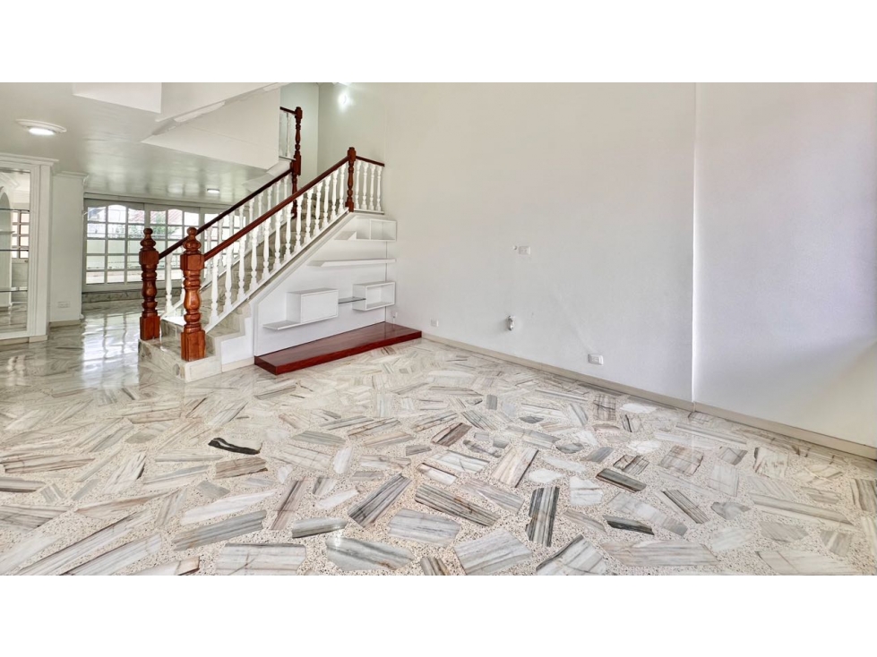VENDO CASA EN NUEVA TEQUENDAMA, SUR DE CALI "OPORTUNIDAD"