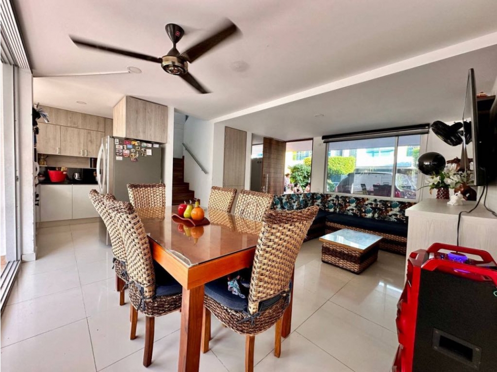 Se vende casa en condominio Ricaurte Cundinamarca