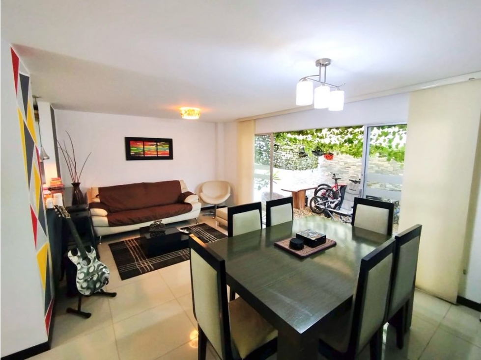 Se vende casa en conj. Cerrado av 19 norte de Armenia Quindío.