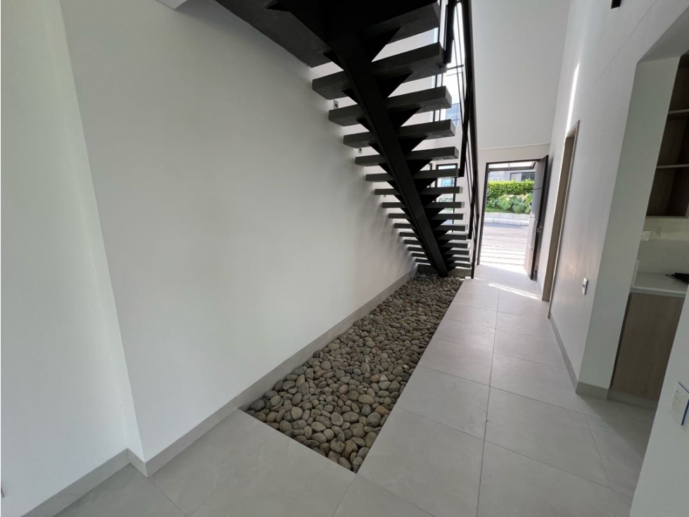 Se Vende Casa en conjunto cerrado - Sector La Tebaida — foto 2