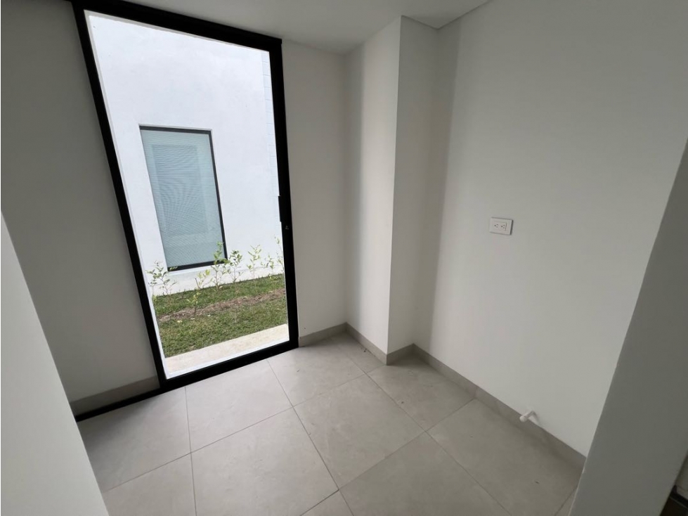 Se Vende Casa en conjunto cerrado - Sector La Tebaida — foto 5