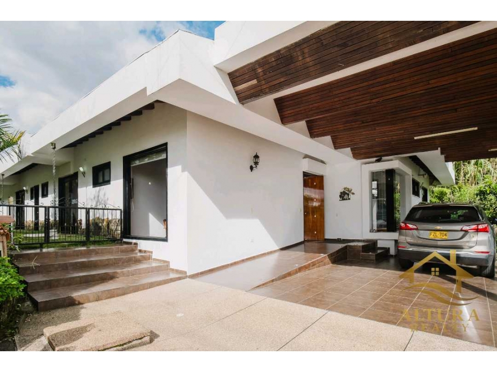 SE VENDE CASA EN CONJUNTO CERRADO NORTE DE ARMENIA