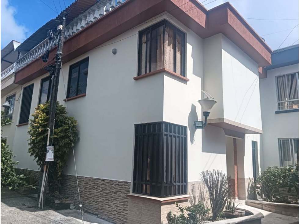 SE VENDE CASA EN CONJUNTO CERRADO . BARRIO NUEVO HORIZONTE.ARMENIA Q