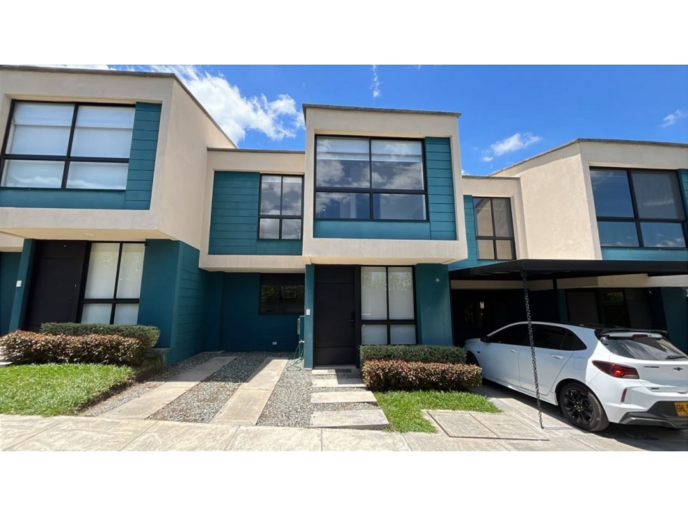 SE VENDE CASA EN CONJUNTO CERRADO TEBAIDA QUINDIO