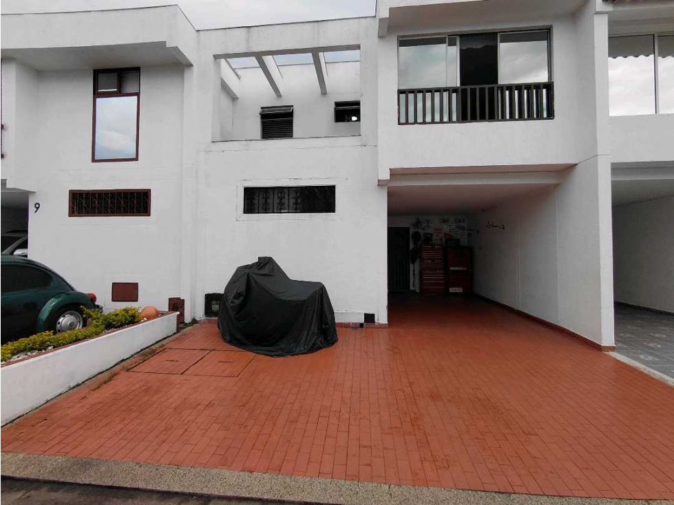 SE VENDE CASA EN LA HACIENDA CONJUNTO RESIDENCIAL CALI — foto 2