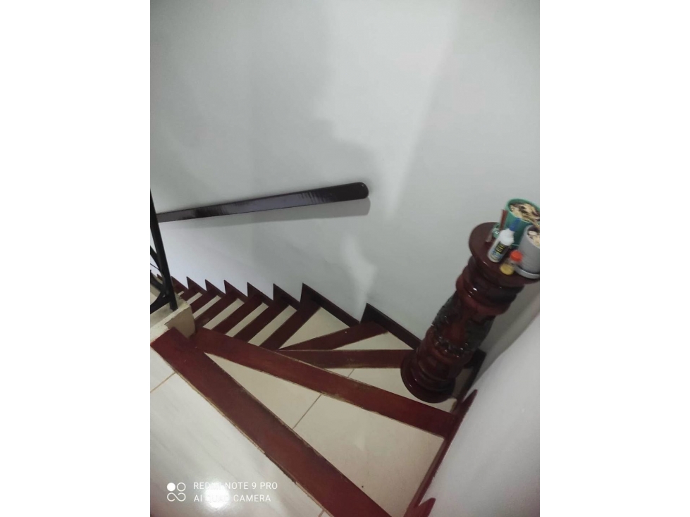 Se vende casa en conjunto tulipanes, sector vía Catama — foto 6