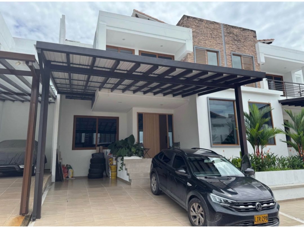 Se vende casa en conjunto Umabari Villavicencio