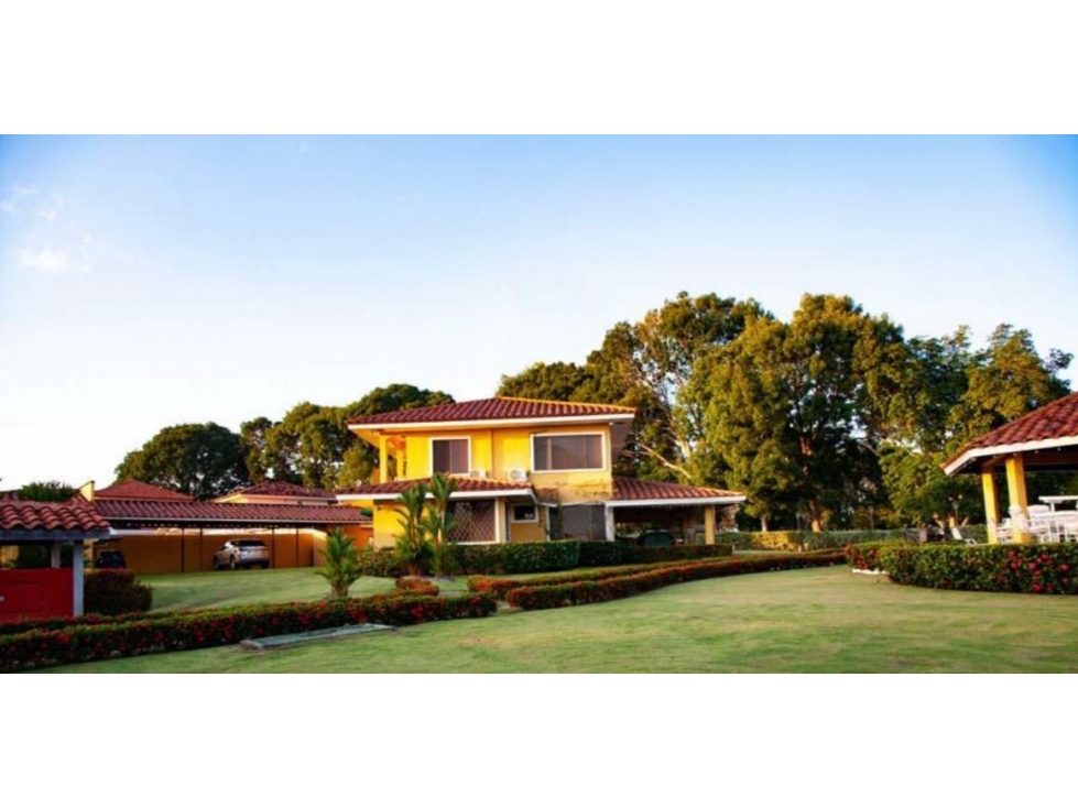 Se Vende Casa Coronado Club de Golf