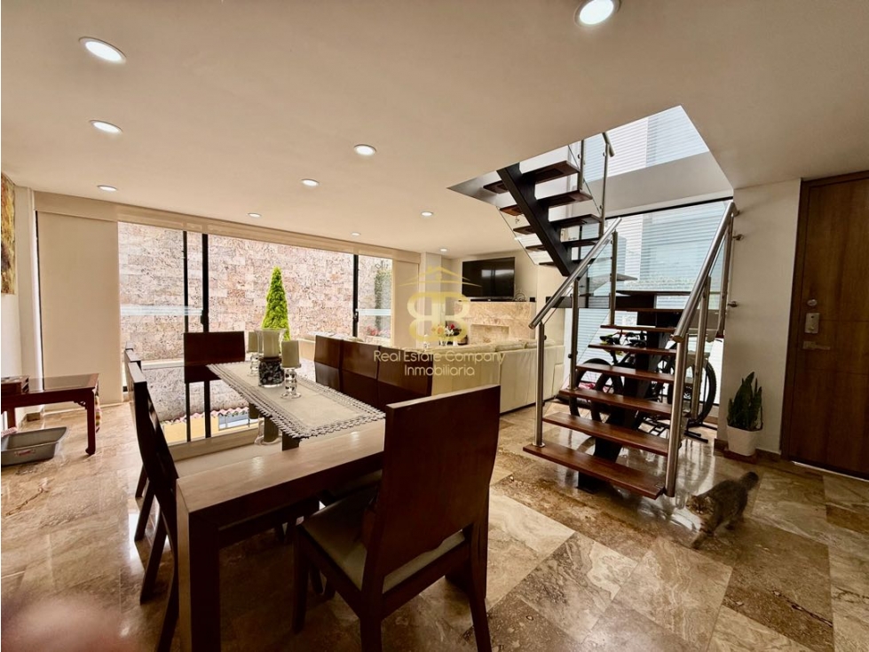 SE VENDE CASA EN COTA
