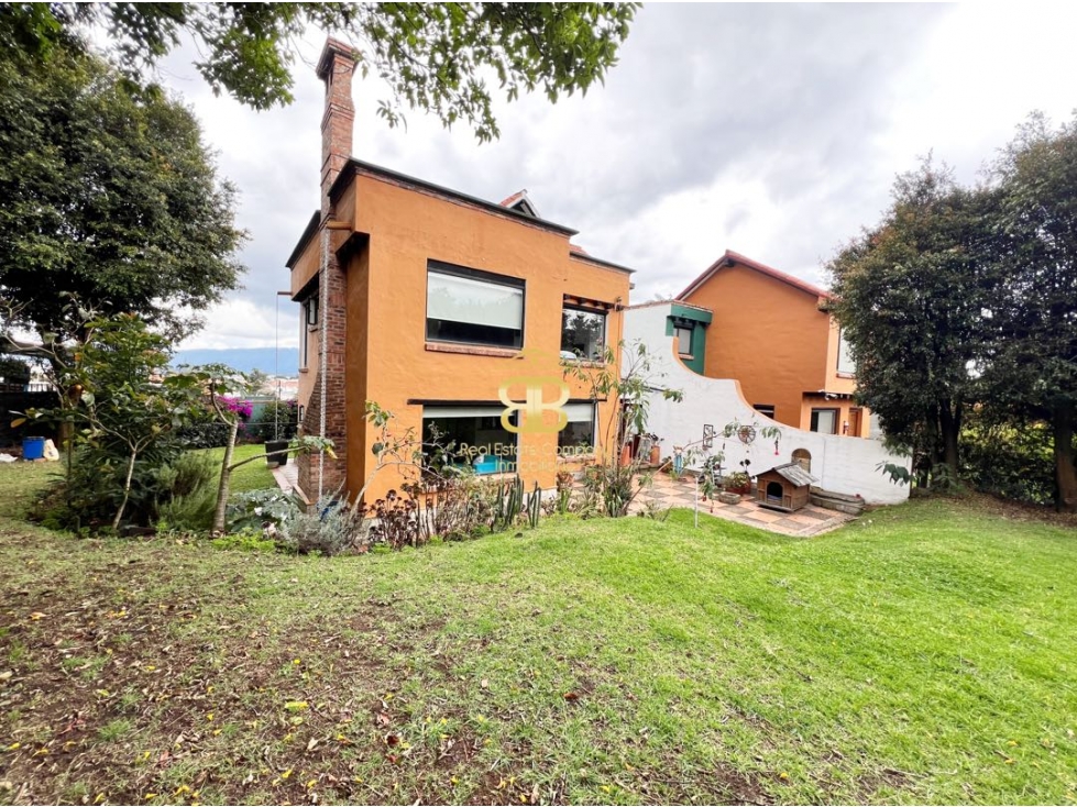 SE VENDE CASA EN COTA LOTE INDEPENDIENTE