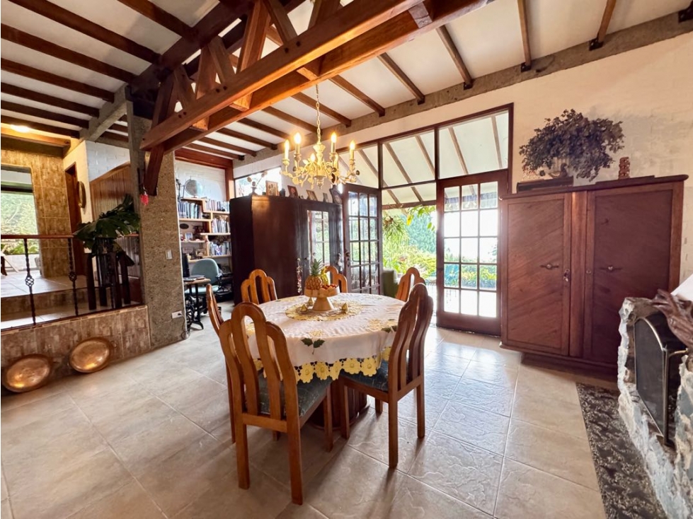 Se alquila linda casa campestre en Dapa - 1