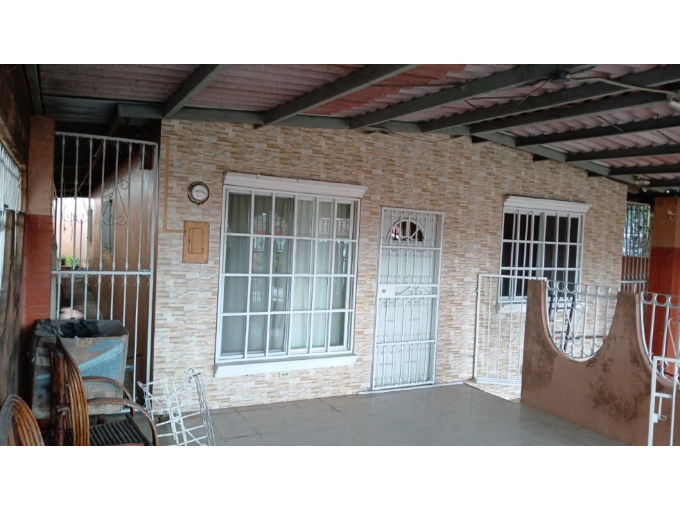 SE VENDE CASA EN DON BOSCO — foto 2