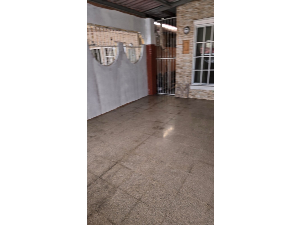 SE VENDE CASA EN DON BOSCO — foto 4