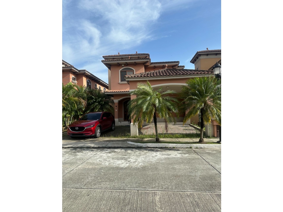 SE VENDE CASA EN DON BOSCO PH EL DORAL EN COSTA SUR