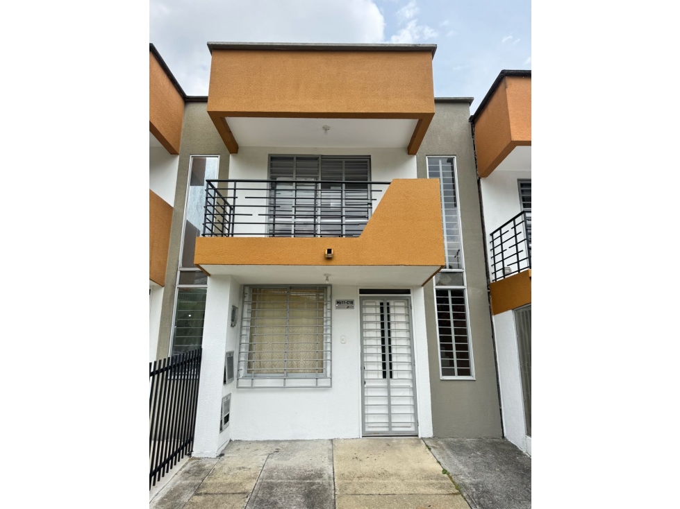 SE VENDE CASA EN DOSQUEBRADAS , VILLA VENTO