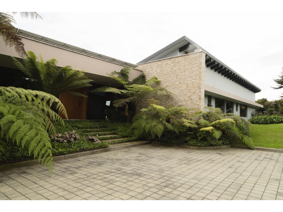SE VENDE CASA EN EL ALTO DE PALMAS - SECTOR LA ACUARELA