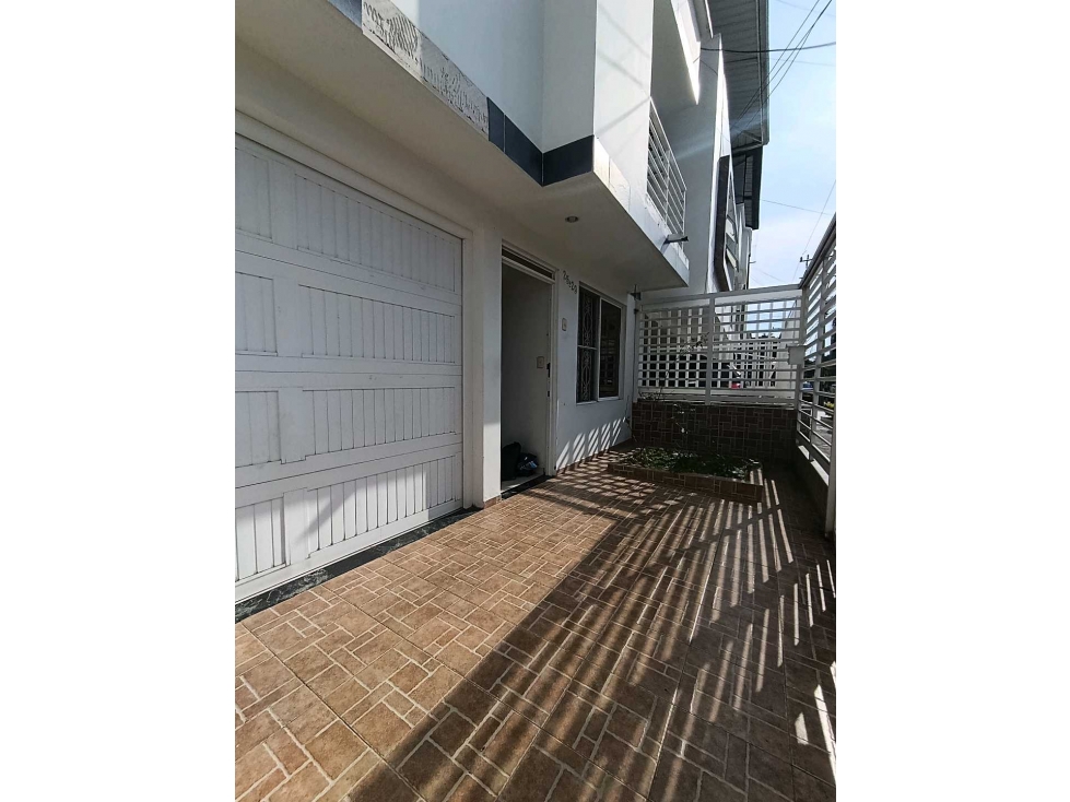 SE VENDE CASA EN EL B/ALTAMIRA — foto 2