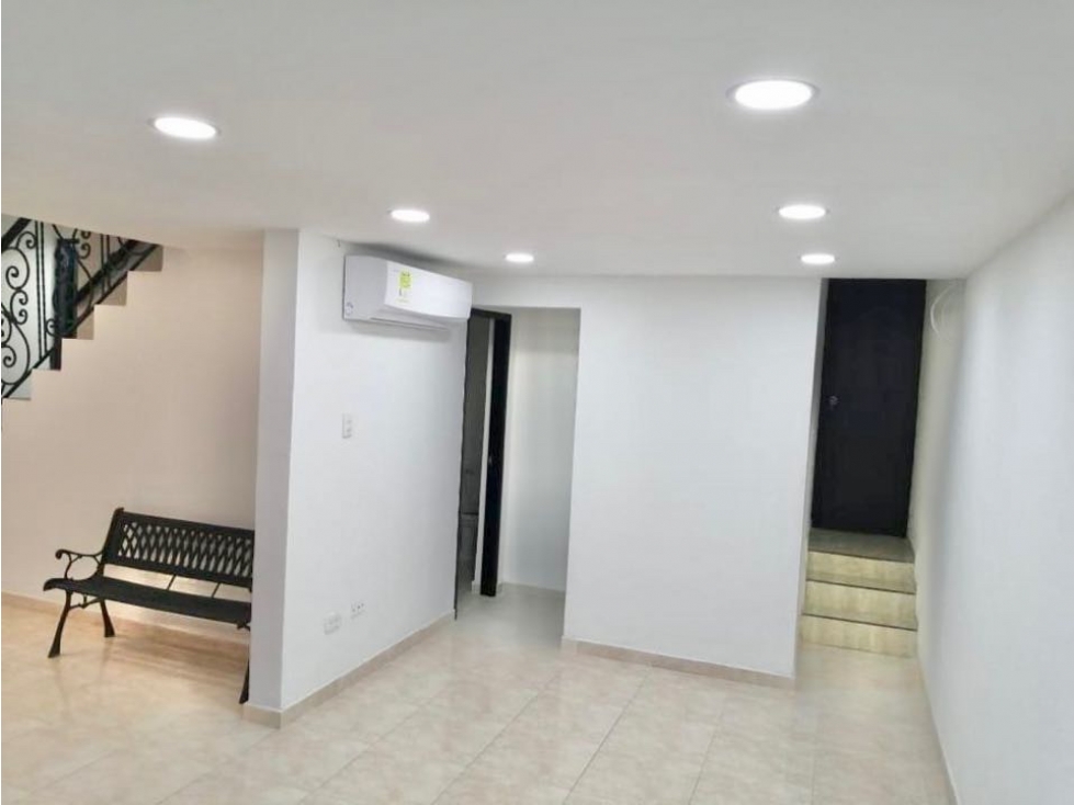 SE VENDE CASA EN EL BARRIO DE MANGA, USO COMERCIAL — foto 3