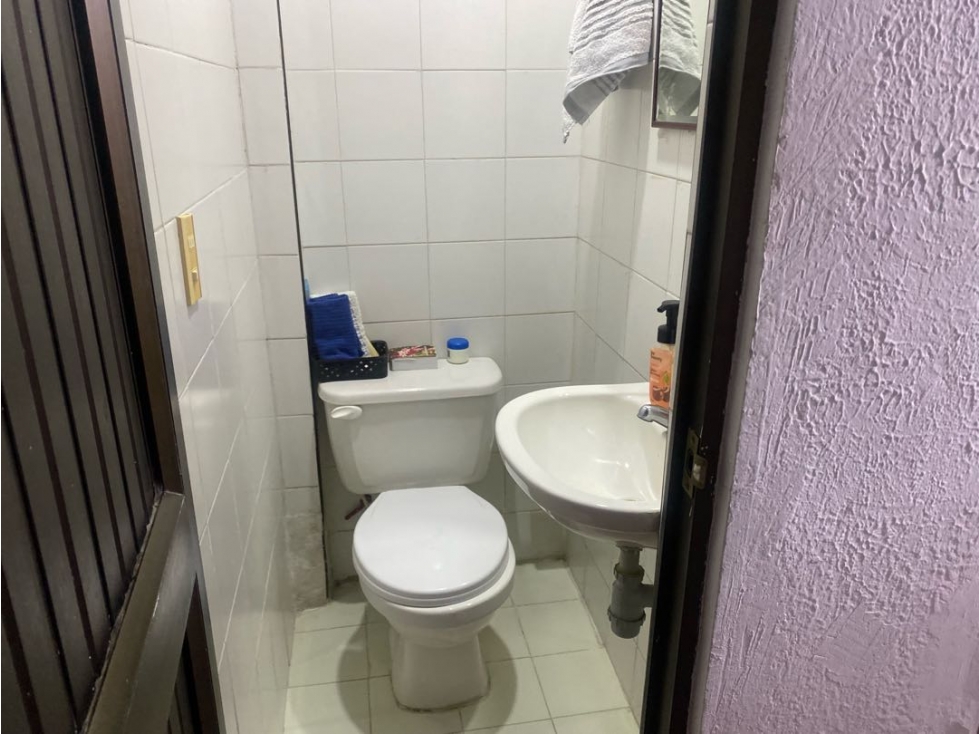 SE VENDE CASA EN EL BARRIO GUADALUPE. SUR DE CALI 489. — foto 6